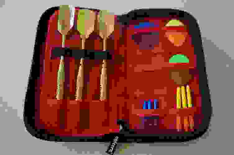 Pouzdro na šipky maxi wallet raymond van barneveld