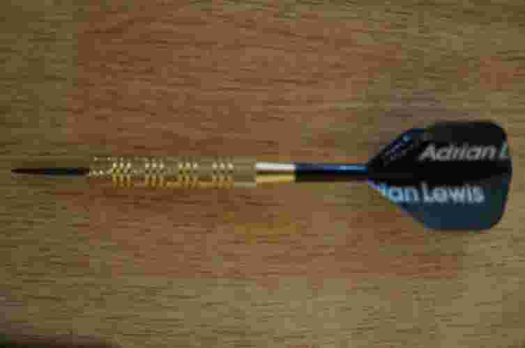 Šipky target adrian lewis first play 22gr steel