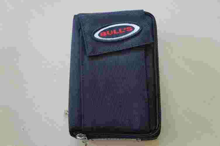 Pouzdro pro šipky multi pak wallet černé bull´s 66340