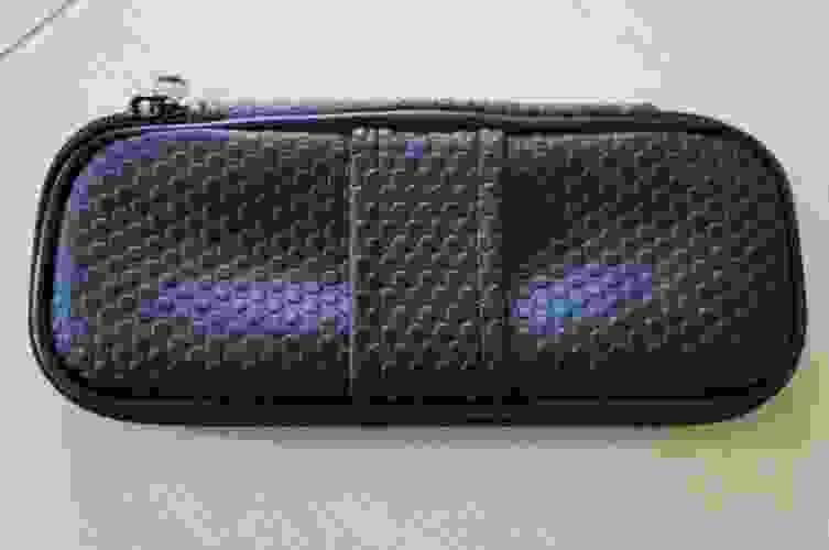 Pouzdro pro šipky dimplex wallet harrows