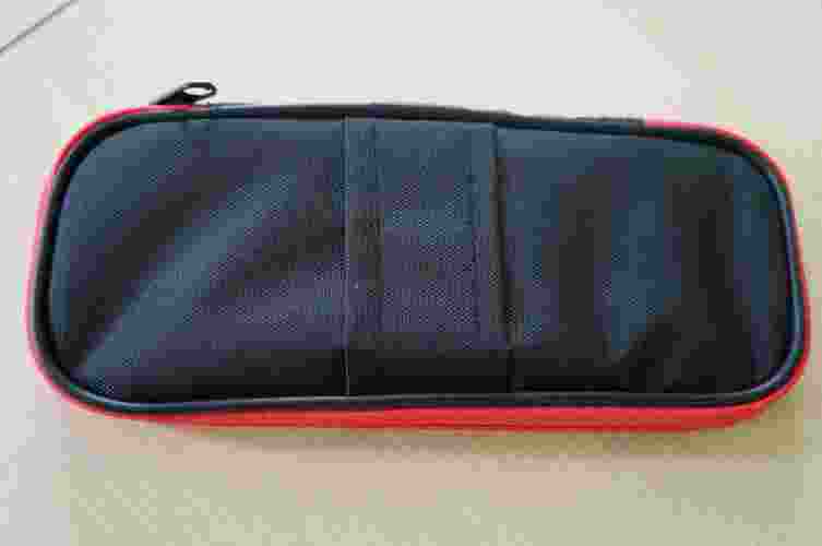 Pouzdro pro šipky big zipper wallet harrows