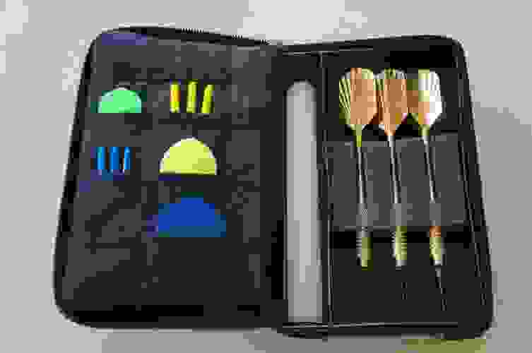 Pouzdro pro šipky multi pak wallet černé bull´s 66340
